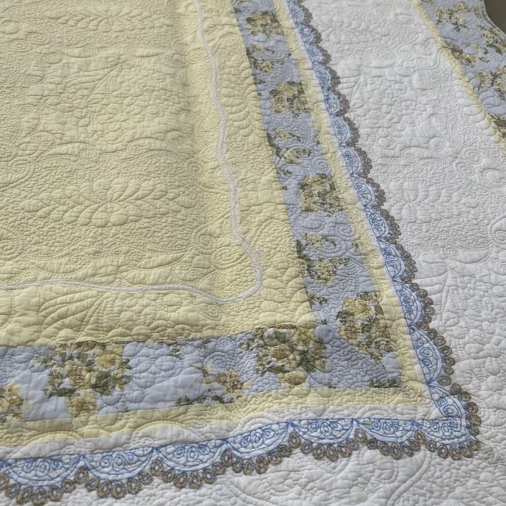 Vintage Yellow Floral Medallion Design Cotton Quilt 87"x83" - Picture 3 of 15